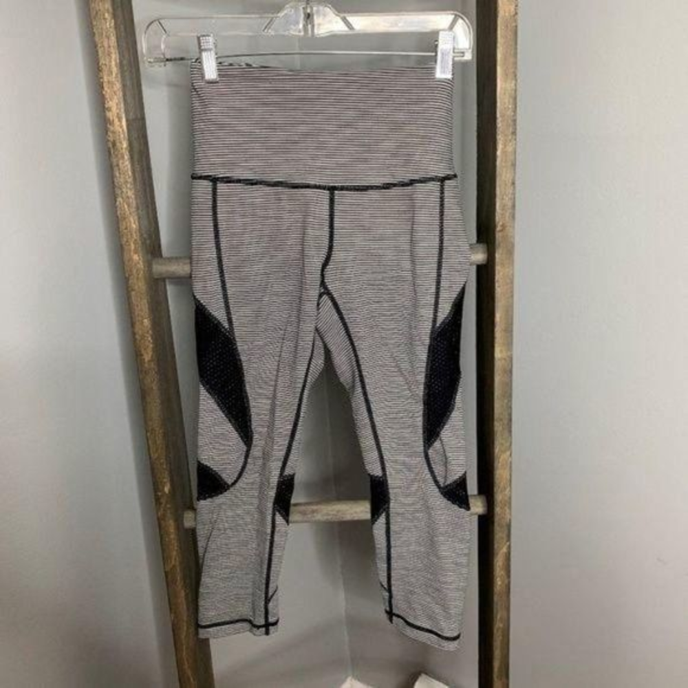 Zella Black White‎ Crop Leggings